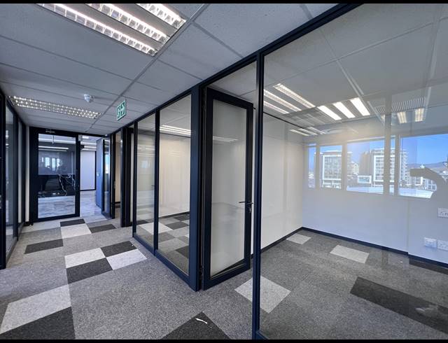 555M² OFFICE TO LET IN CENTURY CITY